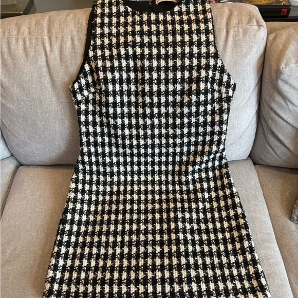 Alice + Olivia Clyde Houndstooth Tweed Sheath Dress - Picture 3 of 6